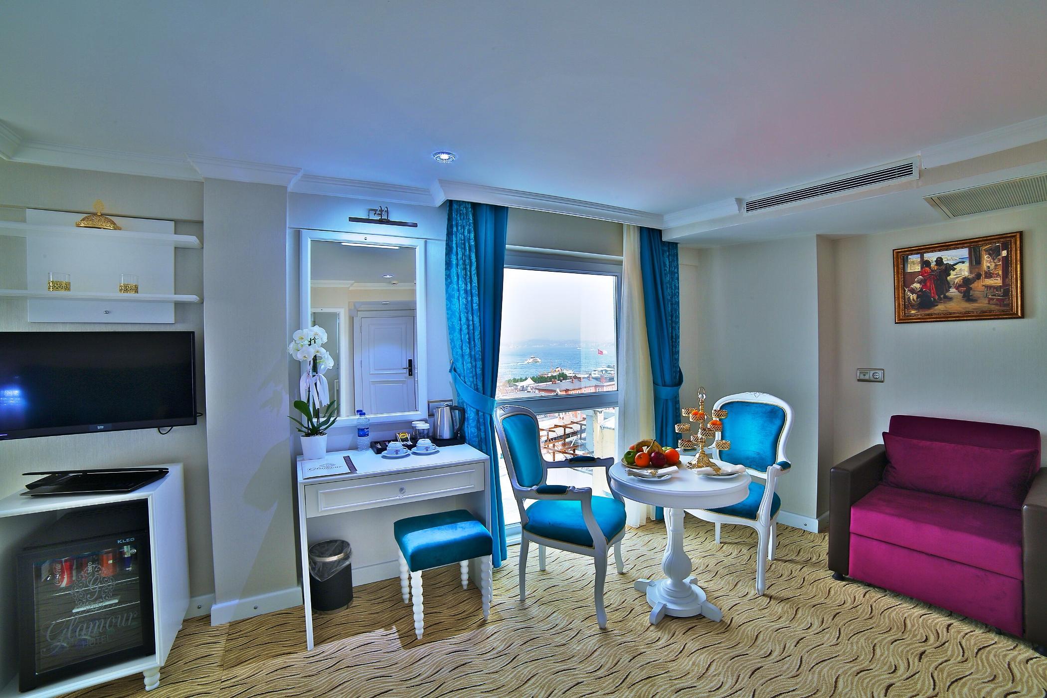 Hotel Glamour Sirkeci 4*